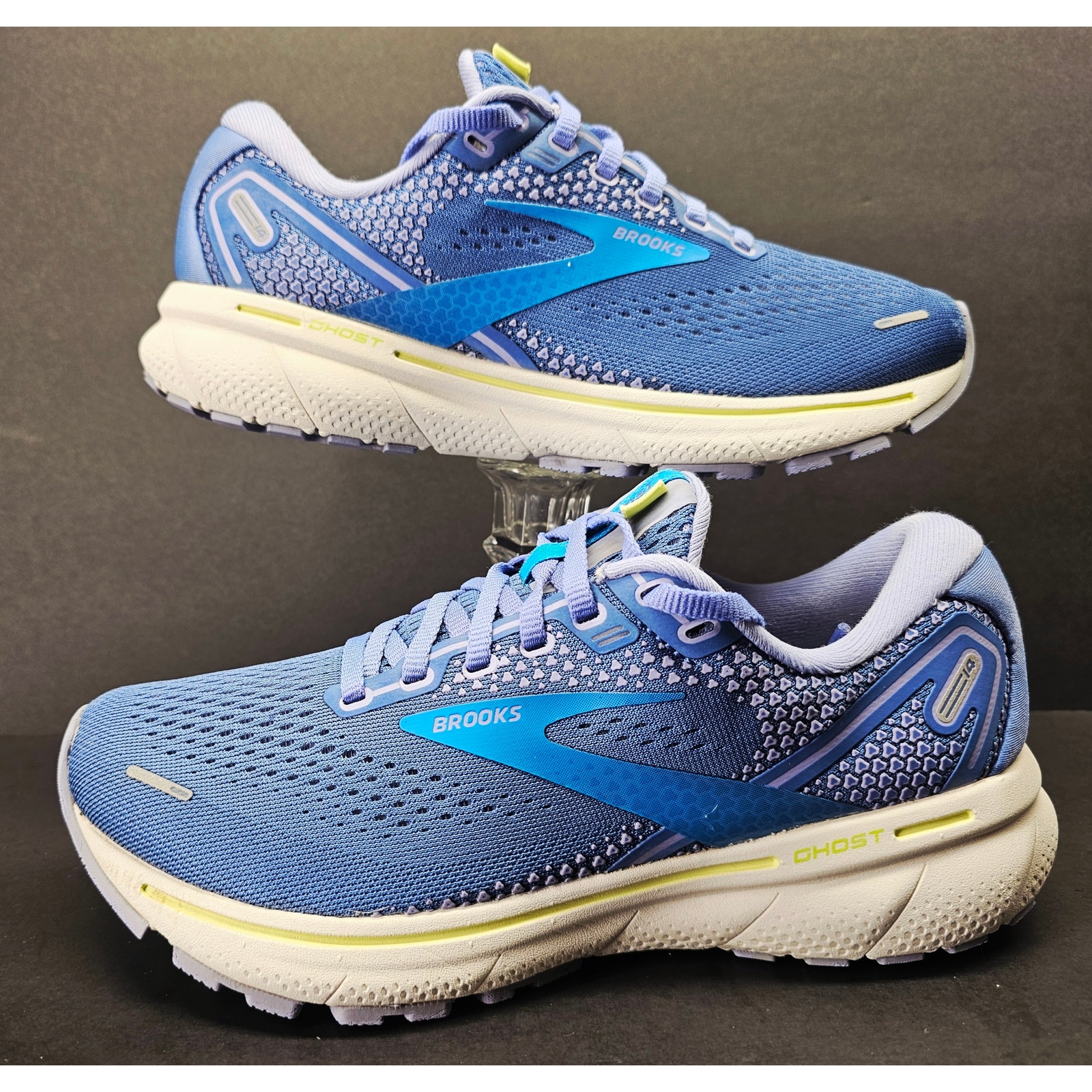 Brooks Women 6.5 Comfy Footwear